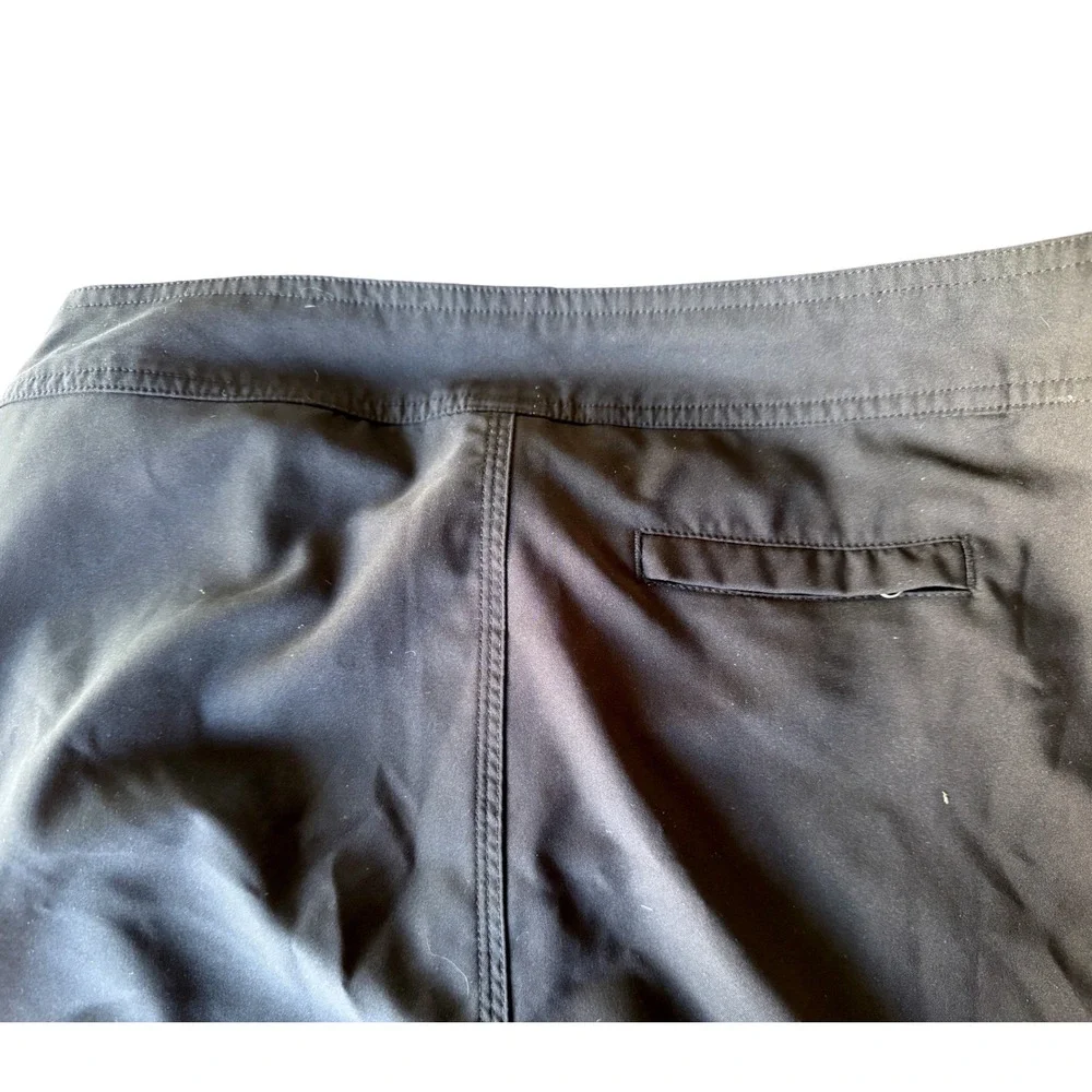 The North Face Womens Black Board‎ Shorts Athletic Swim Surf Hike 30" waist sz.4 - Picture 4 of 9